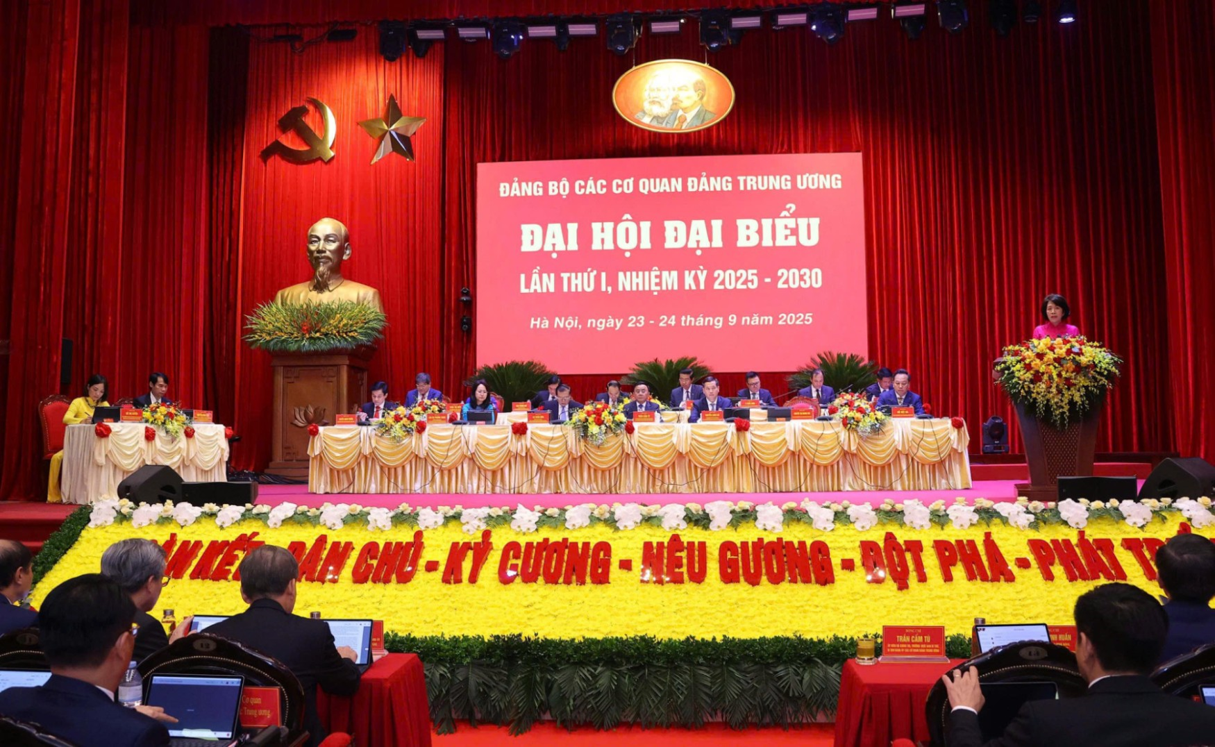 Đại hội đại biểu Đảng bộ các cơ quan Đảng Trung ương lần thứ I tiến hành phiên trù bị